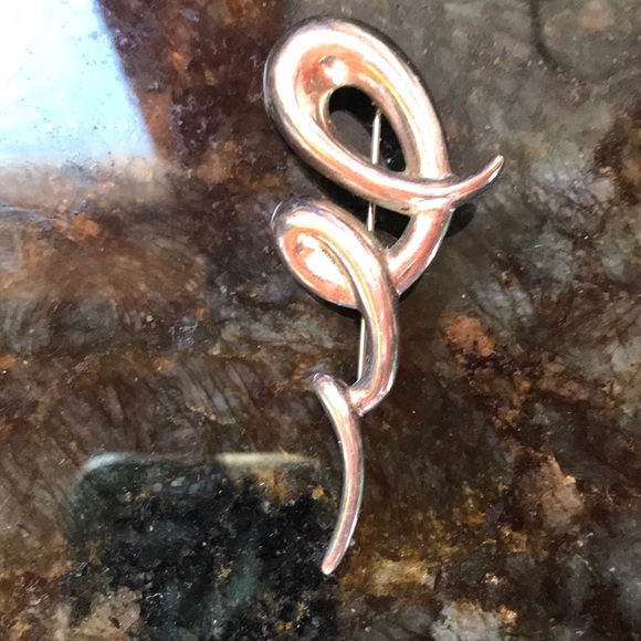 Sterling Silver Swirling contemporary Pin🌺 - Picture 3 of 3
